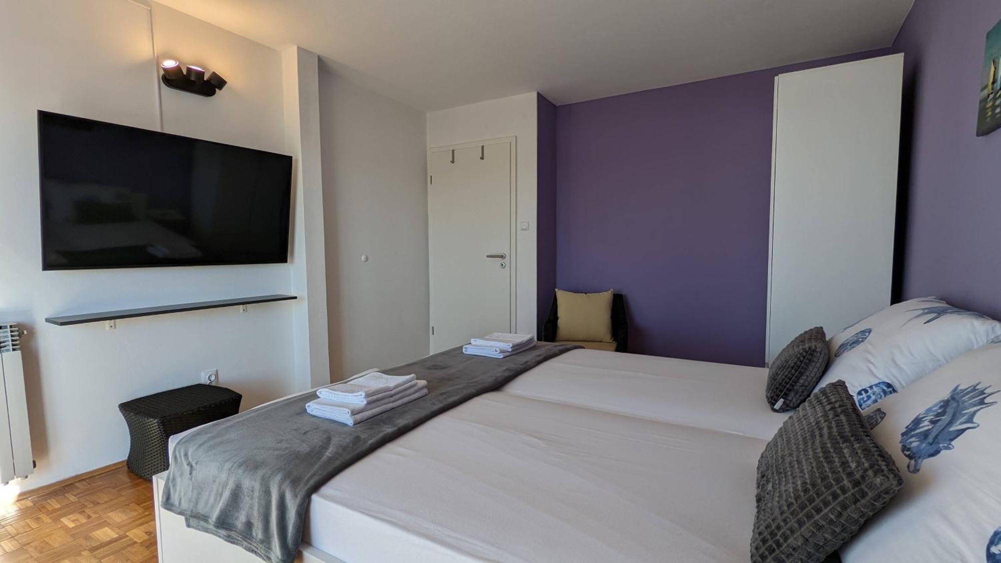 Apartments Kety - Central Heating Crikvenica Bagian luar foto
